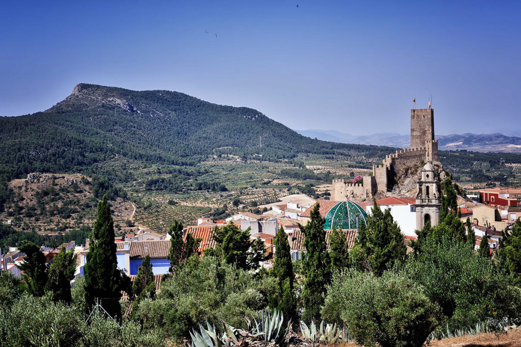 experiencia en L'Alqueria del Pilar: visita guiada por Banyeres de Mariola