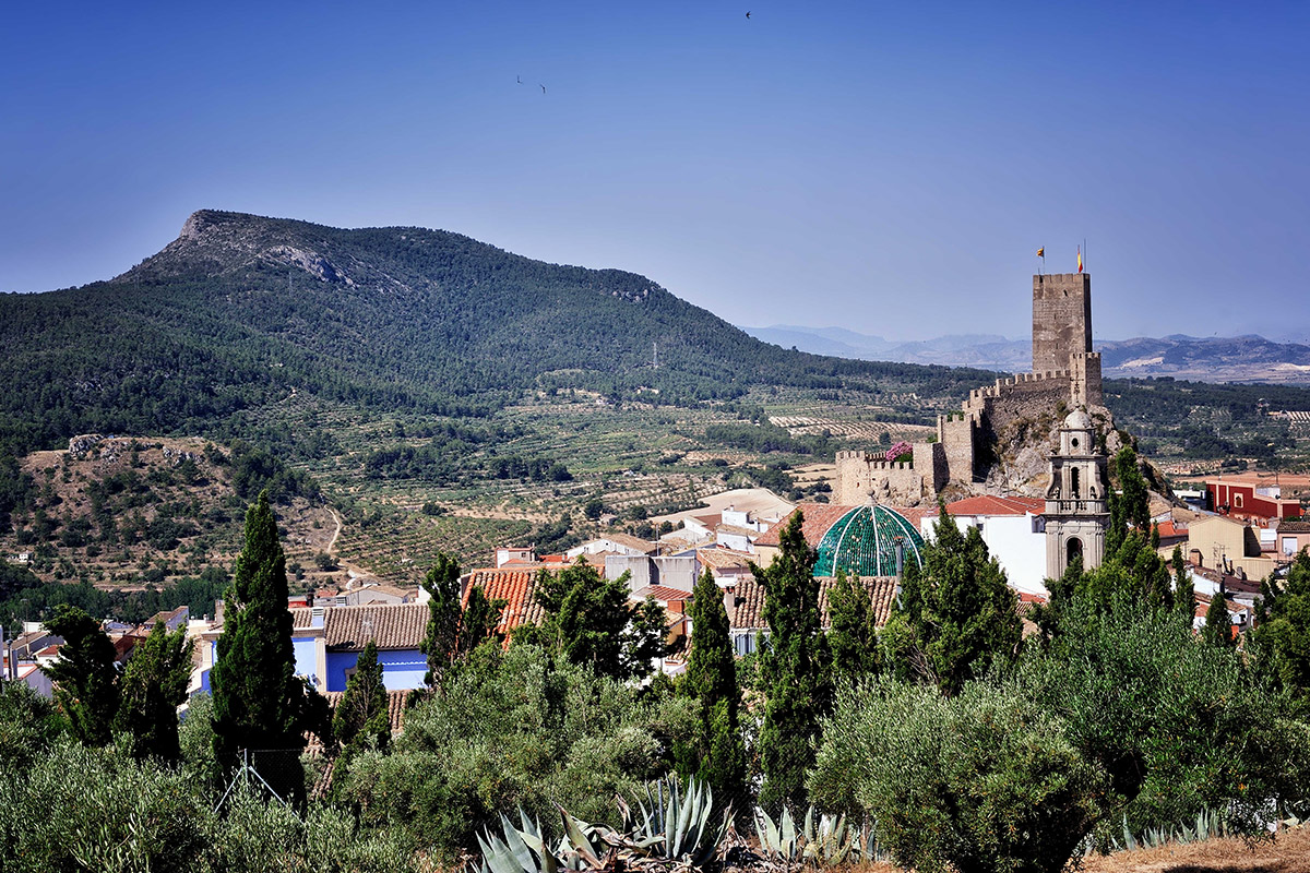 experiencia en L'Alqueria del Pilar: visita guiada por Banyeres de Mariola